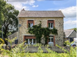 Maison 5 Pièces + Dépendances 22340 Locarn